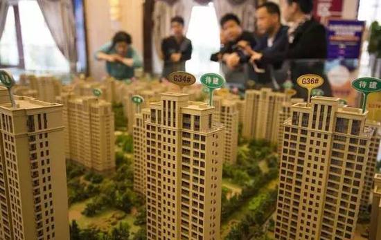 新一輪樓市調控 二三線城市紛紛使出“縮短限售年限”等殺手锏，市場風向漸變